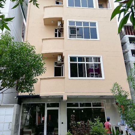 Beach Arena Inn Hulhumalé Extérieur photo