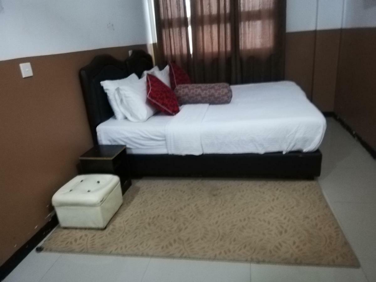 Beach Arena Inn Hulhumalé Extérieur photo