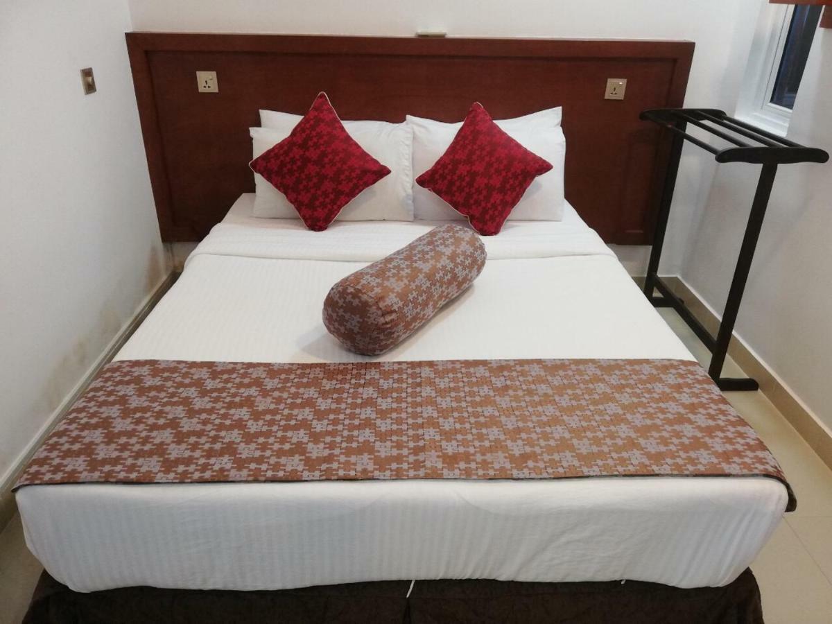 Beach Arena Inn Hulhumalé Extérieur photo